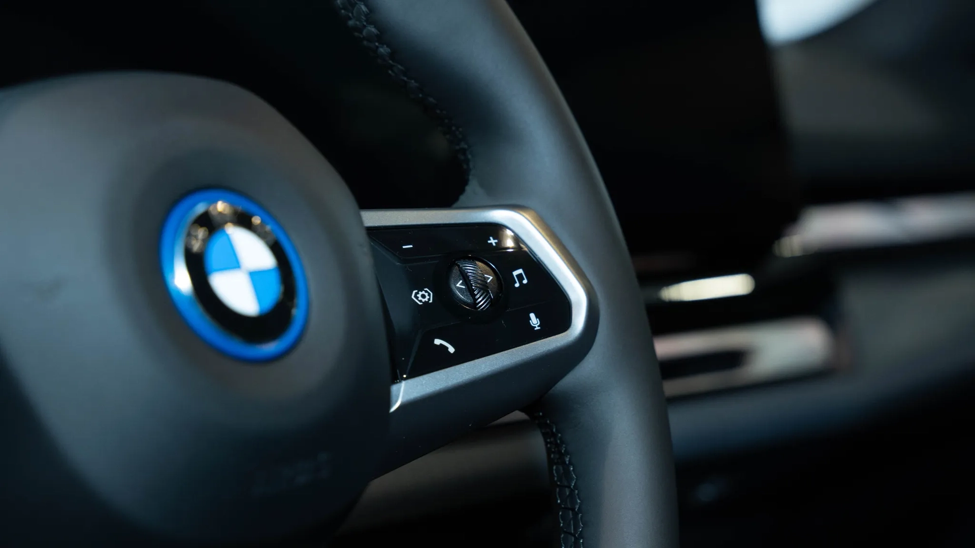 bmw-i5-edrive40-06.webp