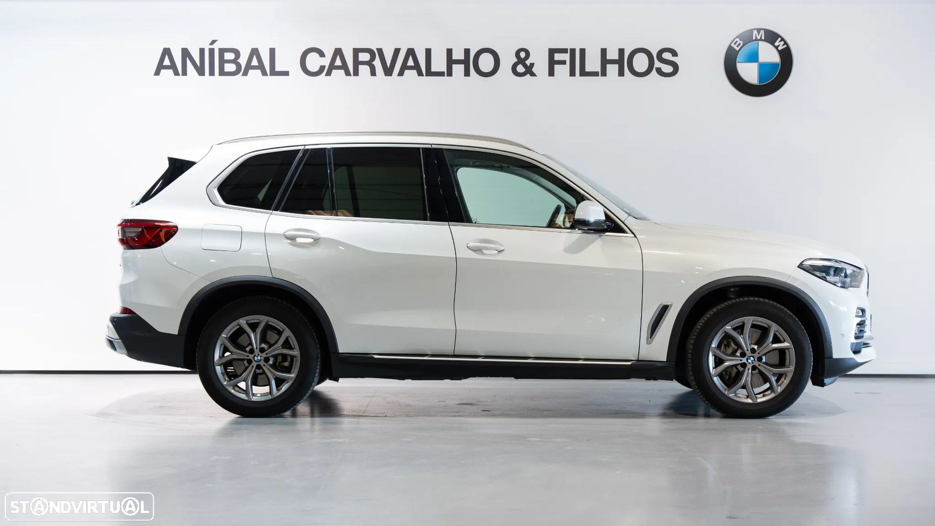 bmw-x5-45-e-xdrive-xline-02.webp